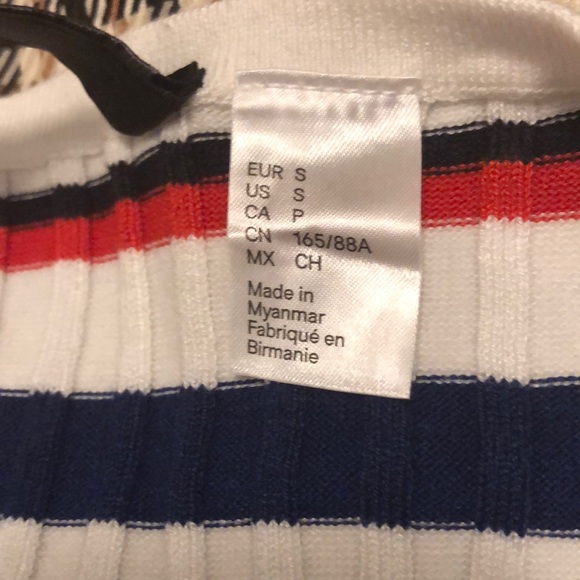 Striped Razor Neck Top - Picture 4 of 4